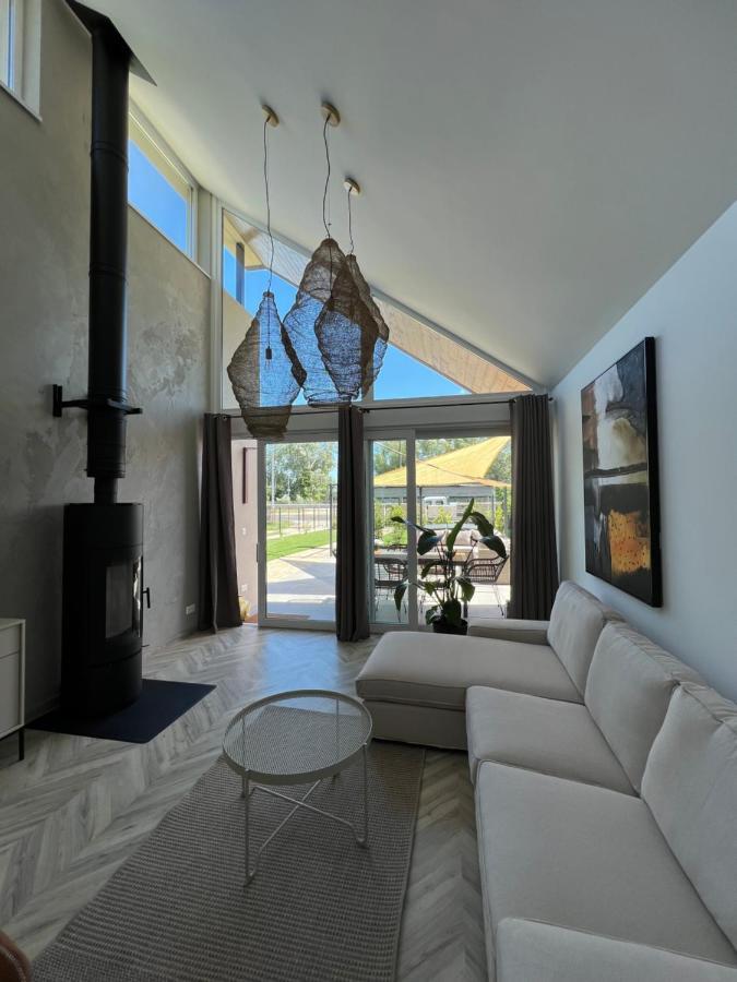 Beige Villa Balatonkenese Exterior foto